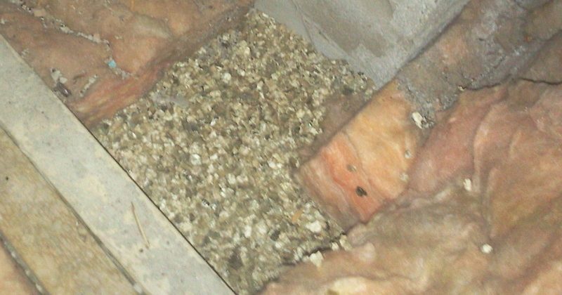 Vermiculite and Glass Wool attic insulation